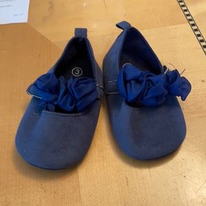 Baby suede navy blue shoe